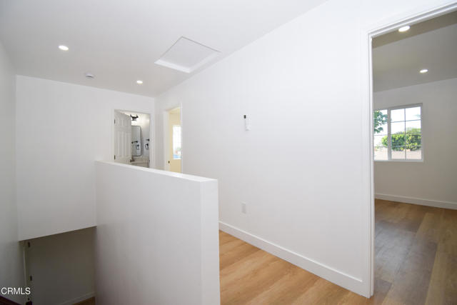 Detail Gallery Image 8 of 10 For 2711 Altus Way #2,  Oxnard,  CA 93035 - 2 Beds | 2 Baths