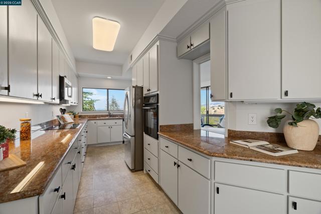3318 Ptarmigan Dr., Walnut Creek CA: https://media.crmls.org/mediaz/f5ce333c-80c6-4406-bdba-d4c18ad2a7b5.jpg