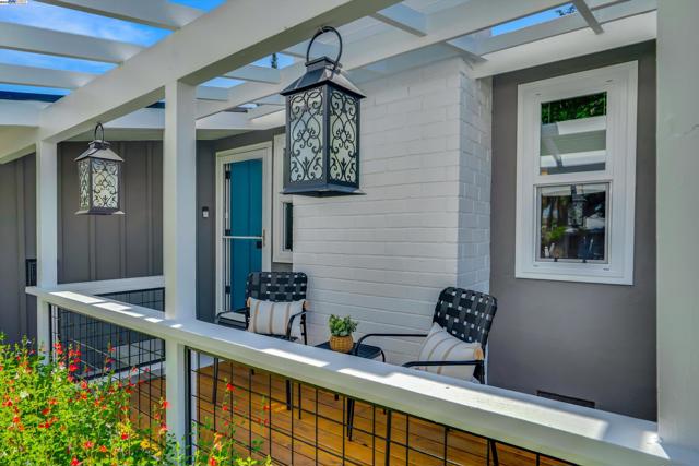 956 Tamarack Ave, San Jose CA: https://media.crmls.org/mediaz/f5d03cf9-e0d8-4689-973b-491364bc7bac.jpg