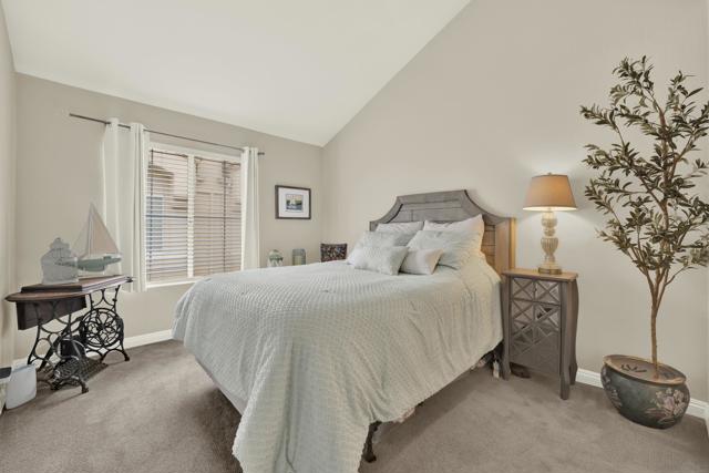 3736 Promontory St, San Diego CA: https://media.crmls.org/mediaz/f5d25aff-4dce-407b-a83d-6916777b2f3b.jpg