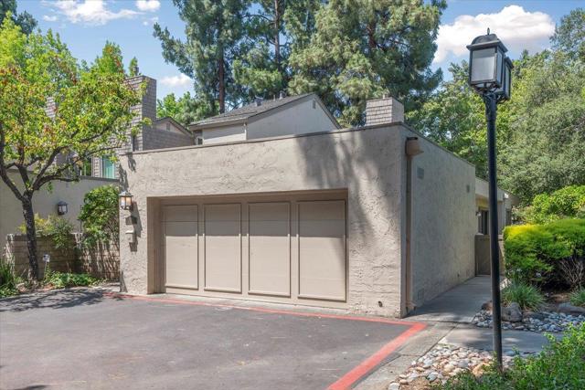 1623 Fruitwood Court, San Jose CA: https://media.crmls.org/mediaz/f5d2fc60-38c3-4825-a181-4be9a3efd58a.jpg