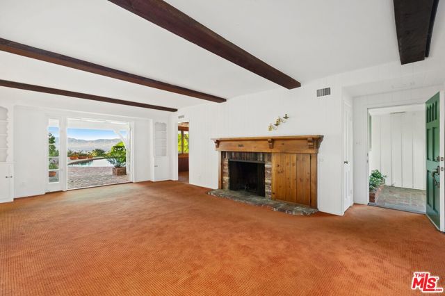 15401 Mulholland Drive, Los Angeles CA: https://media.crmls.org/mediaz/f5d347ec-da3a-478d-a18f-36dccc6f4785.jpg