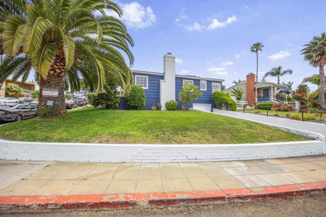 1205 Park Row, La Jolla CA: https://media.crmls.org/mediaz/f5d34e79-026b-4c3c-ad2b-88a7749a5357.jpg