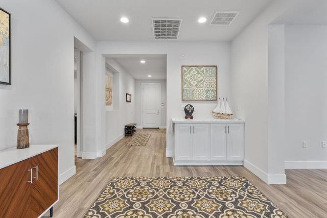 256 Copperleaf Lane, San Juan Bautista CA: https://media.crmls.org/mediaz/f5d3863a-3c61-44d2-ad3c-acc1488b3b7b.jpg