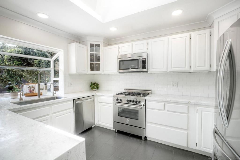 7055 Whipple - photo 15