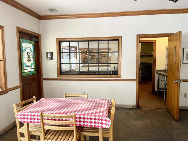 1642 W 27th Street, San Bernardino CA: https://media.crmls.org/mediaz/f5d4c24b-523a-4d36-83d6-b12cba7ec1dc.jpg