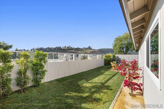 5428 Chaparajos Ct, San Diego CA: https://media.crmls.org/mediaz/f5d4db4d-d5d2-4363-8f94-a50af0a11d07.jpg