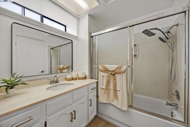 3691 Thrush Ter., Fremont CA: https://media.crmls.org/mediaz/f5d55c31-8a71-4455-974c-51e964fecc04.jpg