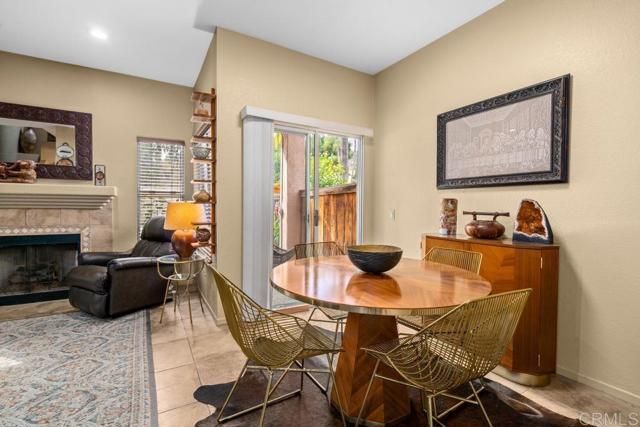 Detail Gallery Image 9 of 41 For 12003 Calle De Leon #3,  El Cajon,  CA 92019 - 2 Beds | 2/1 Baths