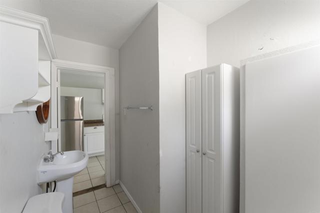 Detail Gallery Image 13 of 35 For 2520 24 L Street, San Diego,  CA 92102 - – Beds | – Baths