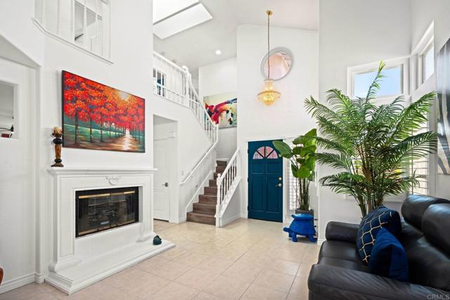 Detail Gallery Image 13 of 67 For 3258 San Helena Dr, Oceanside,  CA 92056 - 4 Beds | 2/1 Baths