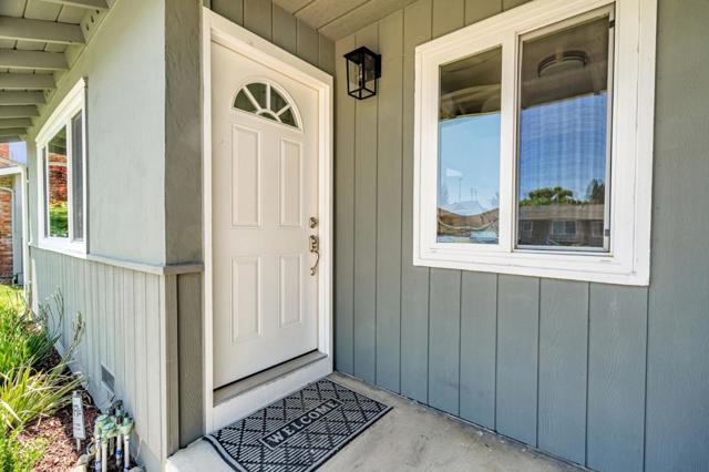 2617 Barcells Avenue, Santa Clara CA: https://media.crmls.org/mediaz/f5d98cb1-9a17-4ad8-a13c-5b5db1a10b91.jpg