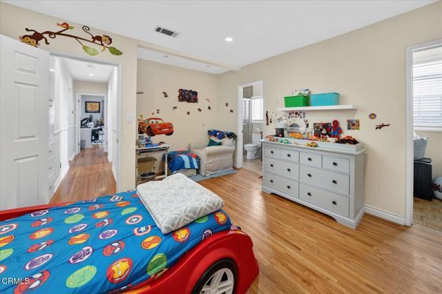 Detail Gallery Image 25 of 52 For 728 Cordova Ave, Glendale,  CA 91206 - 3 Beds | 3 Baths