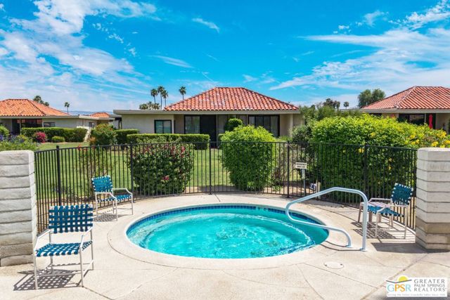 733 N Via Acapulco, Palm Springs CA: https://media.crmls.org/mediaz/f5daddac-91e6-4426-b6e6-23ccd1e61306.jpg