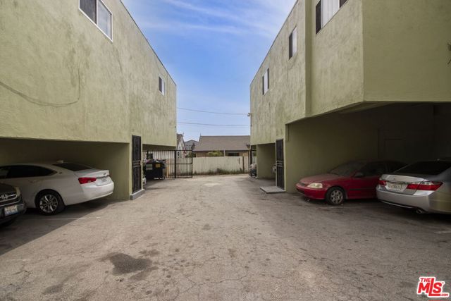 11204 S Broadway, Los Angeles CA: https://media.crmls.org/mediaz/f5db6c2d-6b94-4c90-b4cd-8e53c913f903.jpg