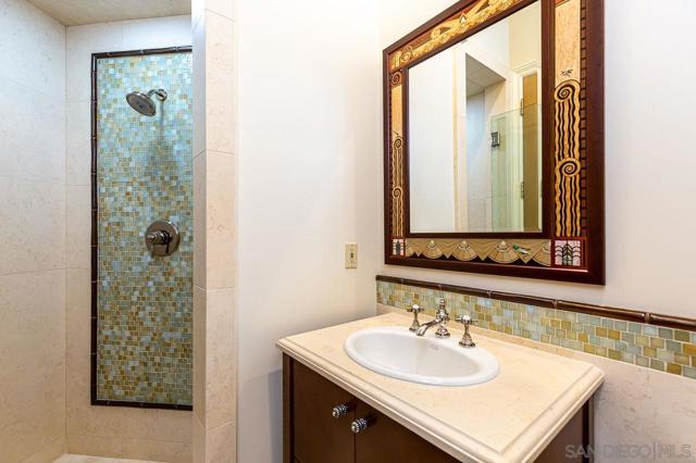 14440 Ridge Ranch Rd, Valley Center CA: https://media.crmls.org/mediaz/f5db8898-6ff0-4cf6-8b27-b6731555bdf1.jpg