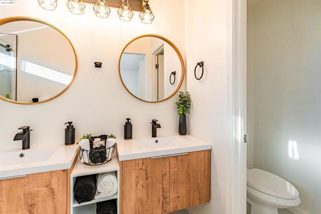 5425 Spur St, Riverbank CA: https://media.crmls.org/mediaz/f5debae5-b6b5-4afa-a3e4-9115bd4656fd.jpg