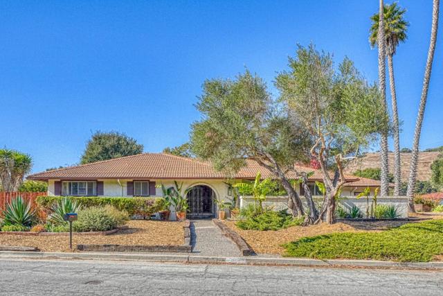 20090 Portola Drive, Salinas CA: https://media.crmls.org/mediaz/f5df2c96-731b-4069-9d05-a3366c7b27d8.jpg