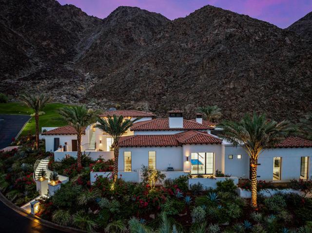 53985 Del Gato Drive, La Quinta CA: https://media.crmls.org/mediaz/f5df6a36-a492-4e32-81bb-16b7cbea9a7e.jpg