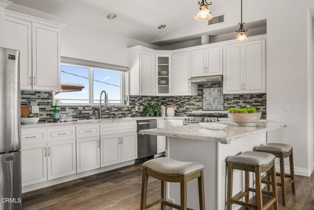 Detail Gallery Image 18 of 32 For 1842 Sinaloa Ave, Pasadena,  CA 91104 - 5 Beds | 3/1 Baths