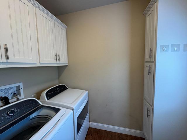 73 Sailfish Court, Half Moon Bay CA: https://media.crmls.org/mediaz/f5e17b58-d5e7-4c96-b725-a3b3d0fc5fb1.jpg