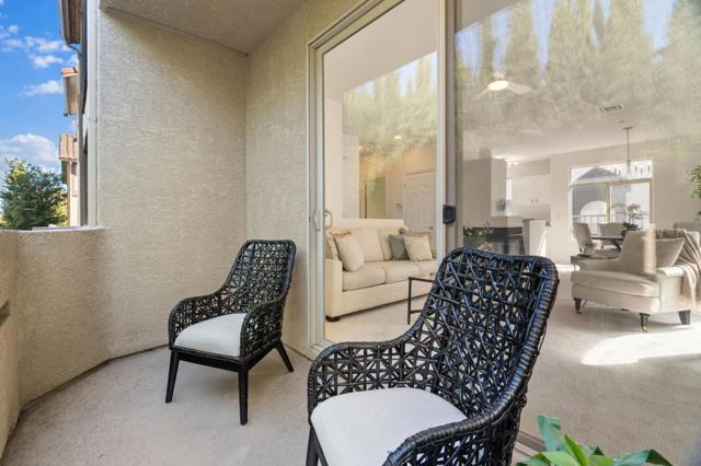 25118 Angelina Lane, Hayward CA: https://media.crmls.org/mediaz/f5e1f823-f125-42b4-beb7-205e7819fed0.jpg
