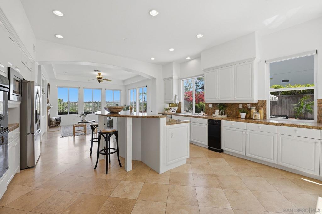 2914 Carrillo Way - photo 7