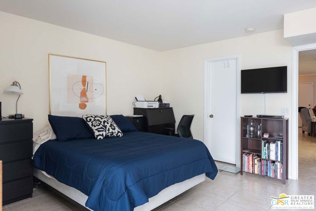 32505 Candlewood Drive, Cathedral City CA: https://media.crmls.org/mediaz/f5e3fddd-8230-4768-93ad-2a4fe8426d8c.jpg