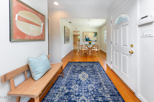2767 Brookhill Street, La Crescenta CA: https://media.crmls.org/mediaz/f5e43c0c-71d6-4ff4-b4f3-40bfeec2a1f1.jpg