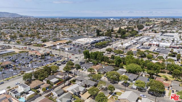 2500 Armour Lane, Redondo Beach, California 90278, 3 Bedrooms Bedrooms, 0 ,2 BathroomsBathrooms,Residential,For Sale,Armour,0,26853721
