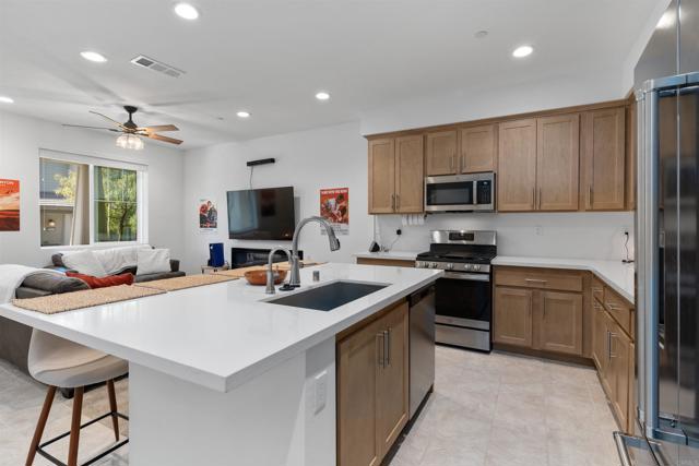 Image 7 of 31 For 39381 Corvina Lane