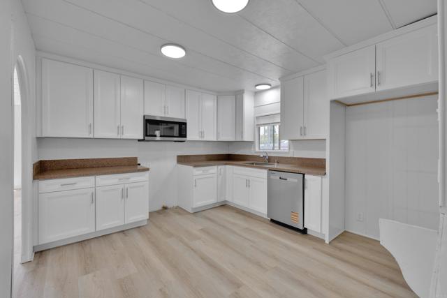 1120 Pepper Dr, El Cajon CA: https://media.crmls.org/mediaz/f5e5c73e-dac7-4d02-9fb5-778550c3069d.jpg