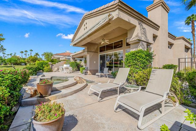 424 White Horse Trail, Palm Desert, CA 92211