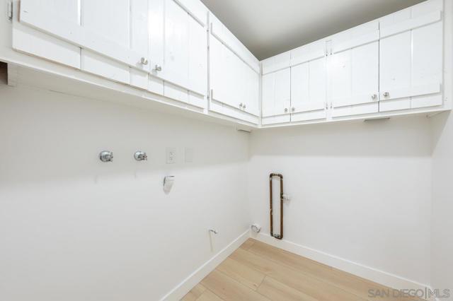 5435 Del Cerro Blvd, San Diego CA: https://media.crmls.org/mediaz/f5e7a0c7-8c72-4f44-b6c1-a49f690a6726.jpg