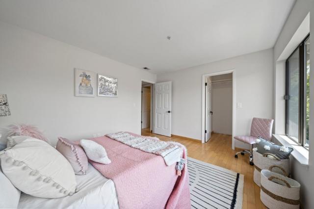 3073 Middlefield Road, Palo Alto CA: https://media.crmls.org/mediaz/f5e8a13a-8634-4ce0-b625-34cf6d4ef741.jpg