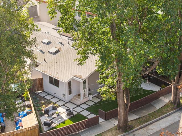 1300 2nd Avenue, San Mateo CA: https://media.crmls.org/mediaz/f5e9d57e-8506-465a-a219-834375625a77.jpg