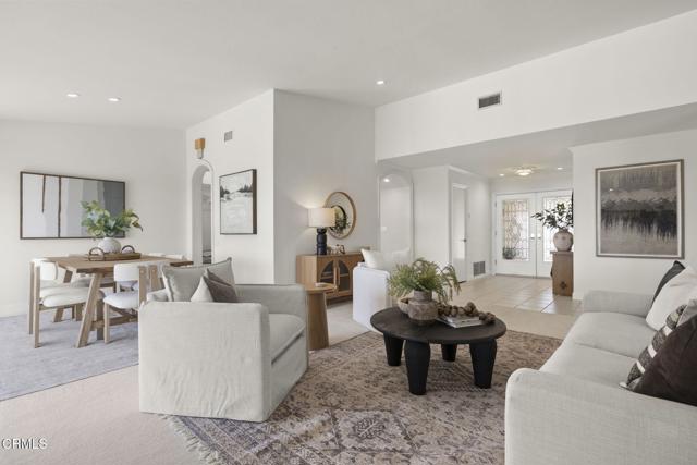 7090 El Malabar Drive, Ventura CA: https://media.crmls.org/mediaz/f5e9de0d-b34f-4c48-8241-1d10f505b6d5.jpg