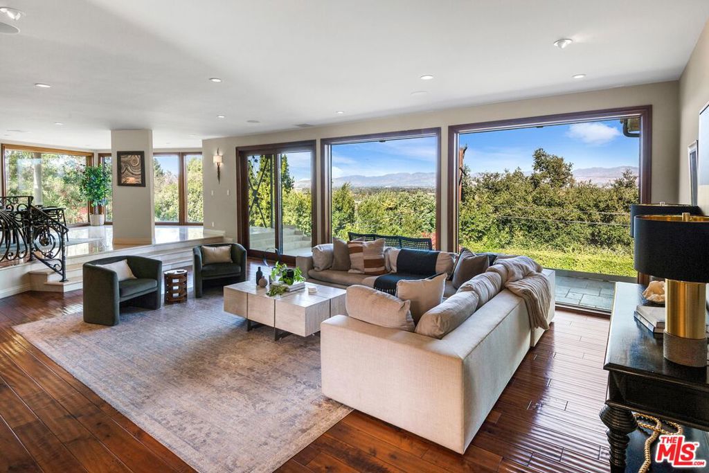 13475 Rand DriveSherman Oaks img 1