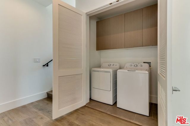 1938 Chariton Street, Los Angeles CA: https://media.crmls.org/mediaz/f5ead9f9-1871-4a4a-8ba3-81637fe17f0e.jpg