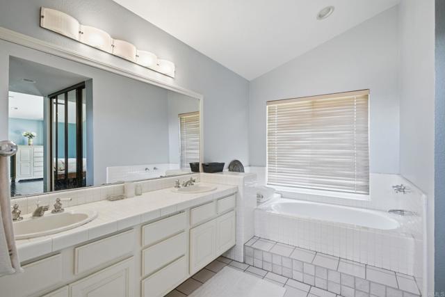 Detail Gallery Image 24 of 41 For 13184 Janetta Pl, San Diego,  CA 92130 - 4 Beds | 3 Baths