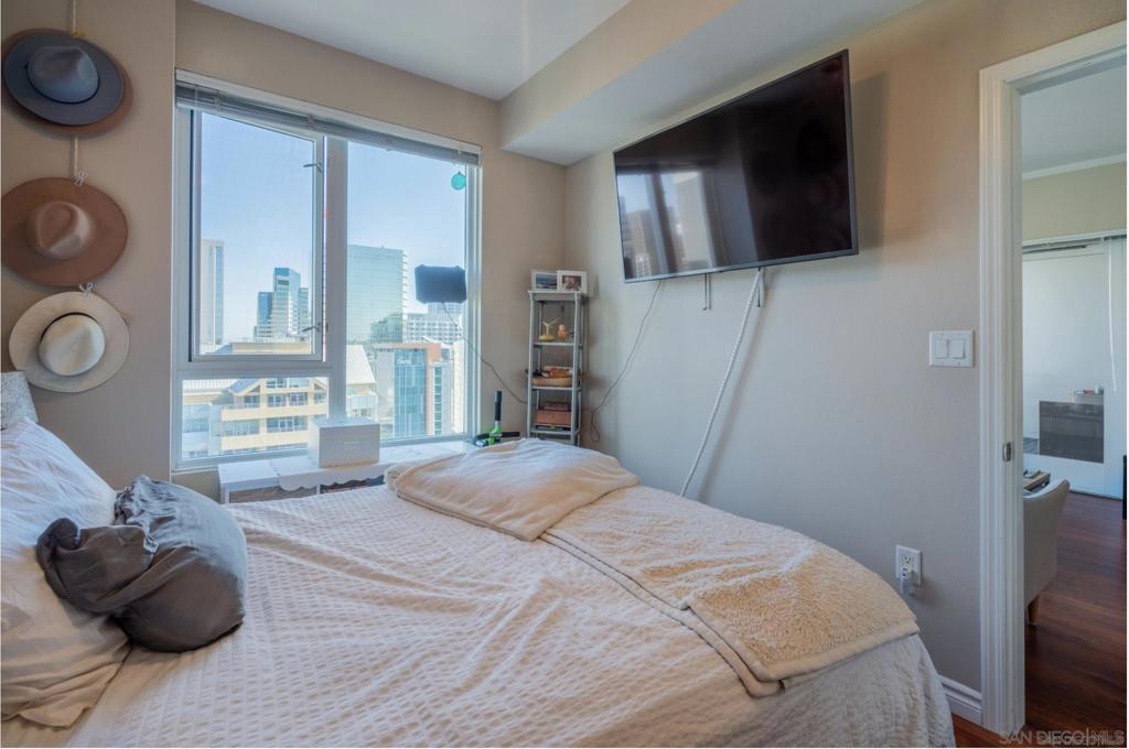 300 Beech St - photo 16