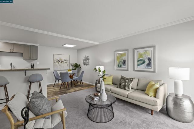 590 El Dorado Ave, Oakland CA: https://media.crmls.org/mediaz/f5eb62b0-2072-4539-b9b9-1bdbf57a87b0.jpg