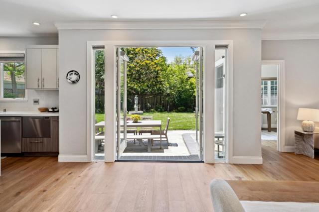2608 Bryant Street, Palo Alto CA: https://media.crmls.org/mediaz/f5eb6fdb-516b-41d9-9cba-30918c23aef7.jpg