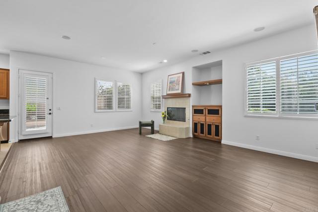 1757 BARBOUR Avenue, Chula Vista CA: https://media.crmls.org/mediaz/f5ecf327-1a55-4cfe-a238-413b5da9175e.jpg