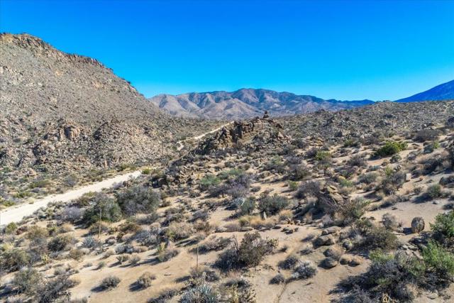 Image 73 of 80 For 57795 Big Horn Drive