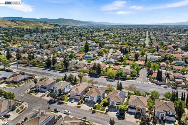 Image 52 of 60 For 368 Riesling Ct