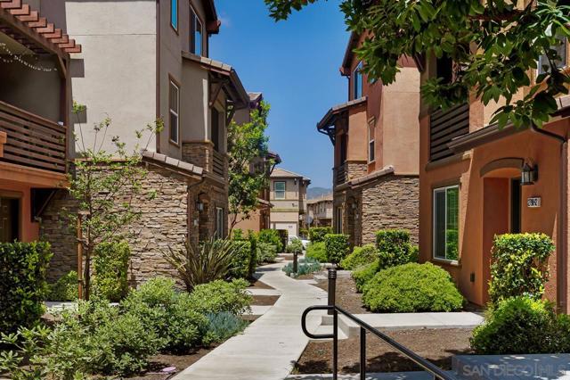 2770 Sparta Rd, Chula Vista CA: https://media.crmls.org/mediaz/f5ee3e57-1818-4f0b-8b4e-15c8ced56790.jpg