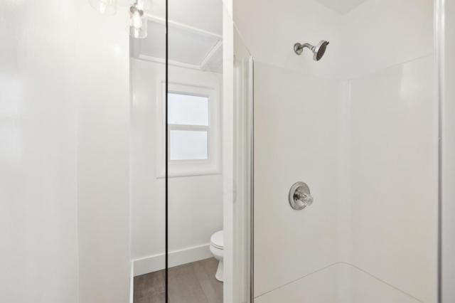 1117 Chula Vista Avenue, Burlingame CA: https://media.crmls.org/mediaz/f5ee5318-d579-4bb1-9dc3-d453662655d8.jpg