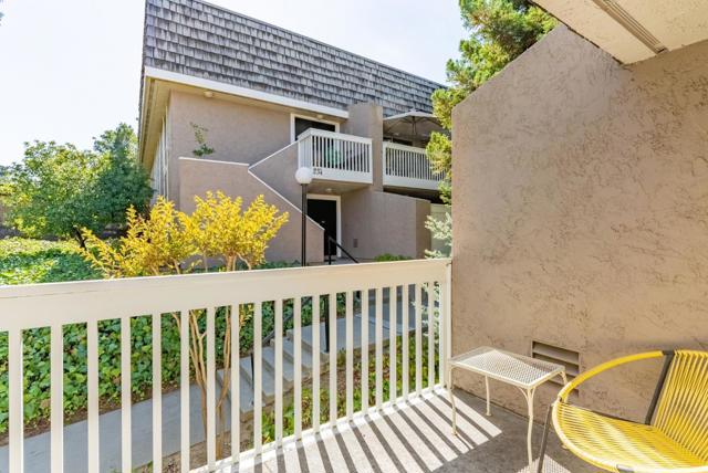 675 Sharon Park Drive, Menlo Park CA: https://media.crmls.org/mediaz/f5eeca39-1902-4f1f-9a5b-ae26f54ae866.jpg
