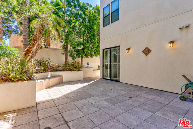 1310 Armacost Avenue, Los Angeles CA: https://media.crmls.org/mediaz/f5f00646-80b7-4138-bafa-daec1979935f.jpg